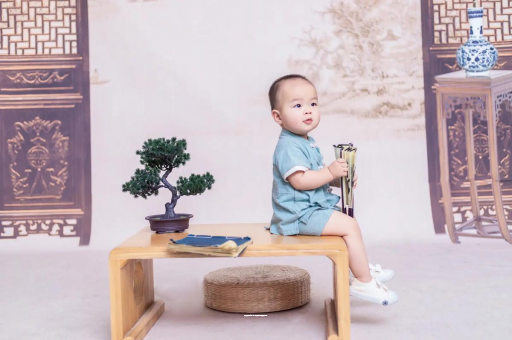 昆明宝宝多久不用拍嗝